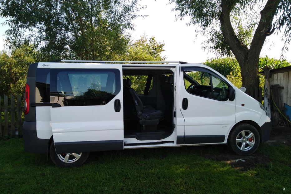 Продам Opel Vivaro пасс. 2009 года в Луцке