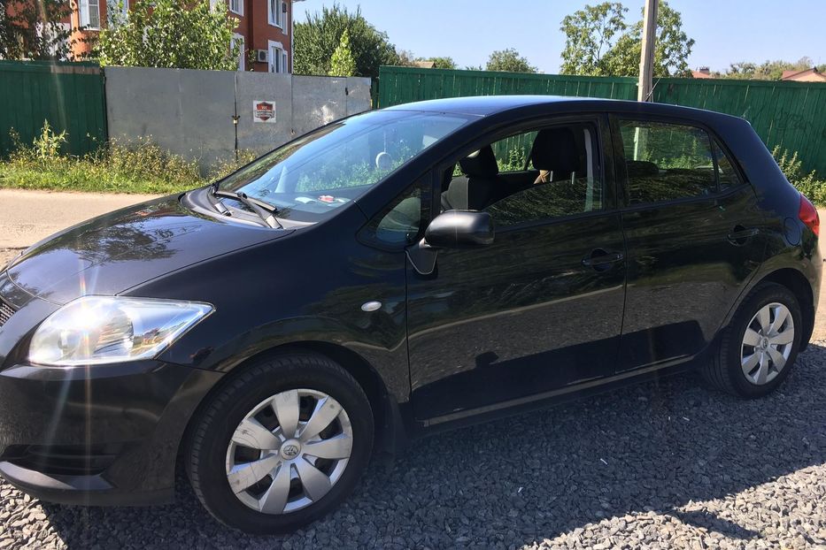 Продам Toyota Auris 2008 года в Киеве