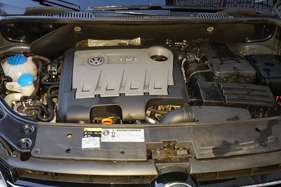 Продам Volkswagen Touran 2012 года в Кропивницком