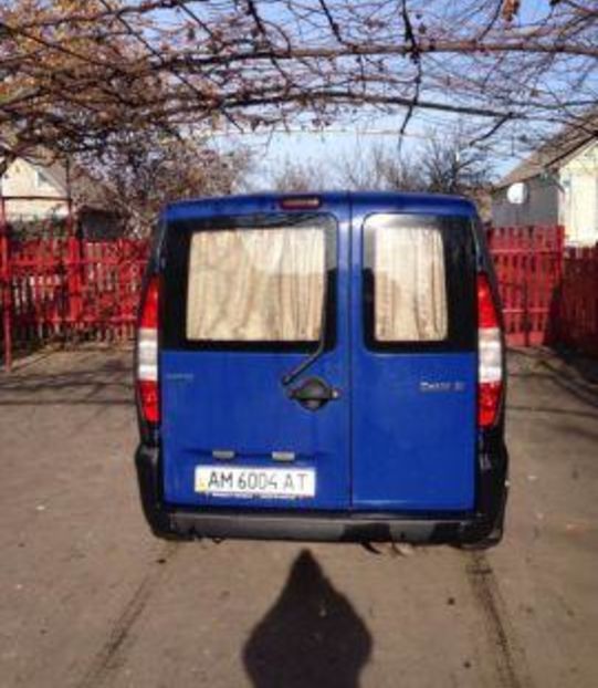 Продам Fiat Doblo пасс. 2003 года в г. Староконстантинов, Хмельницкая область