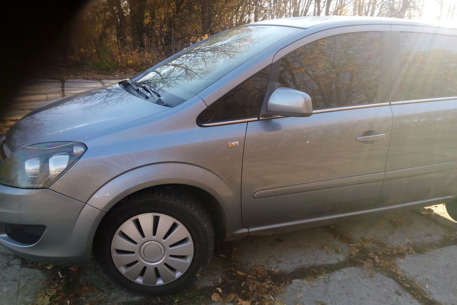 Продам Opel Zafira 2011 года в Харькове