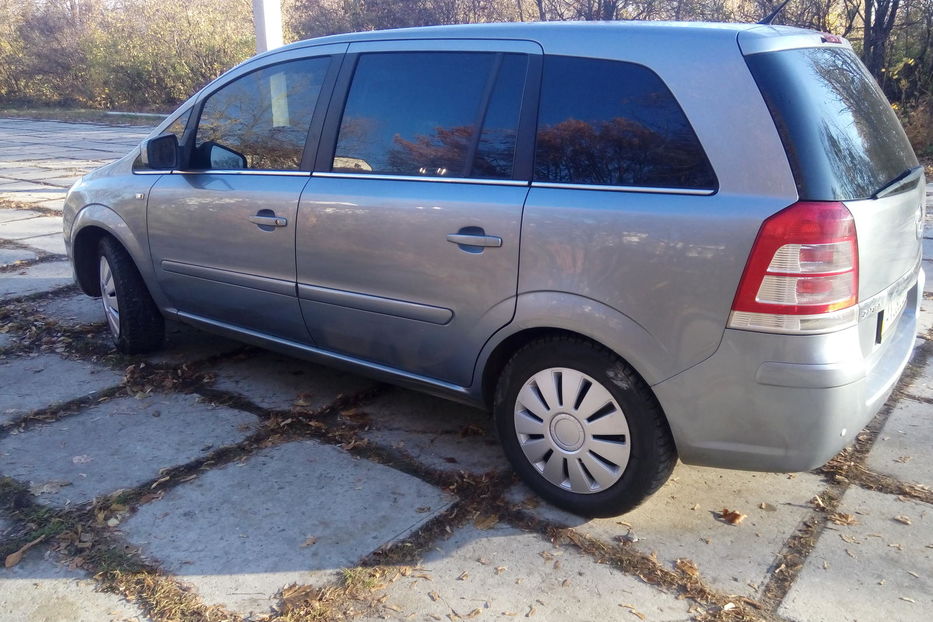 Продам Opel Zafira 2011 года в Харькове