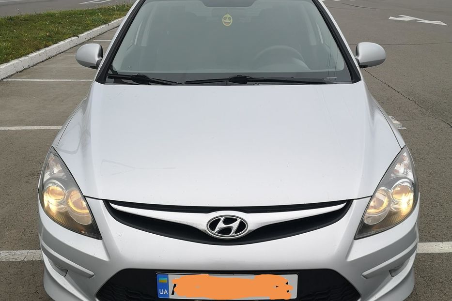 Продам Hyundai i30  2010 года в Луцке