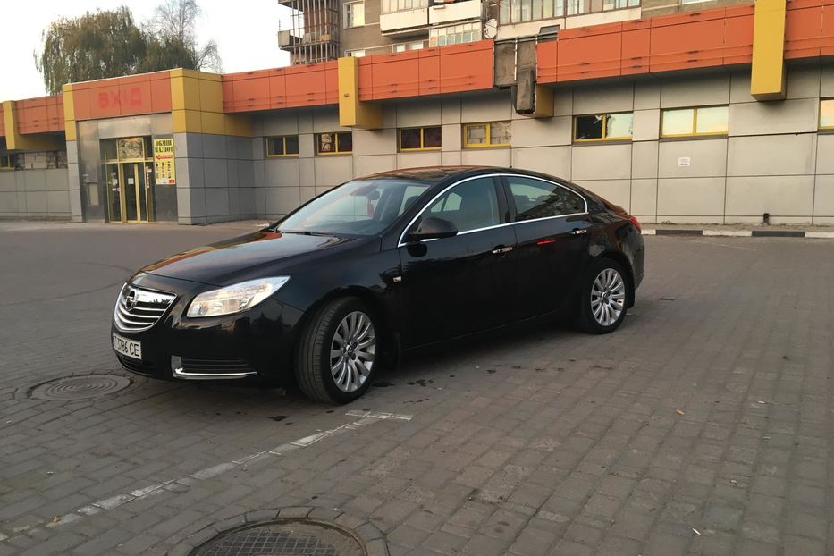 Продам Opel Insignia 2012 года в г. Коломыя, Ивано-Франковская область