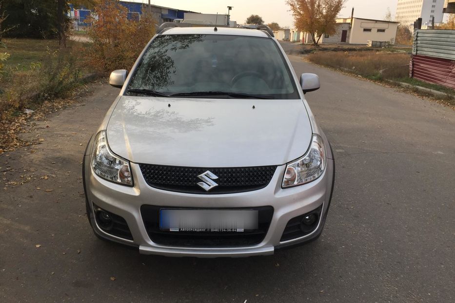 Продам Suzuki SX4 2012 года в Харькове