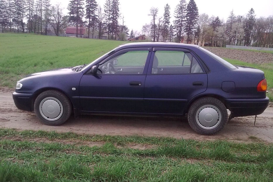 Продам Toyota Corolla 2000 года в Хмельницком