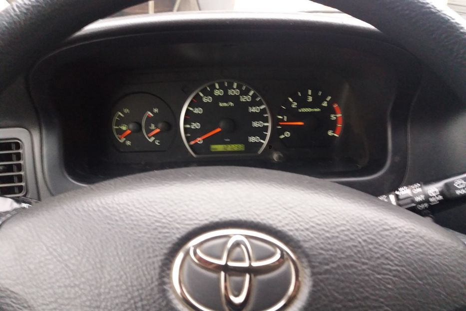 Продам Toyota Hiace груз. 2012 года в Киеве