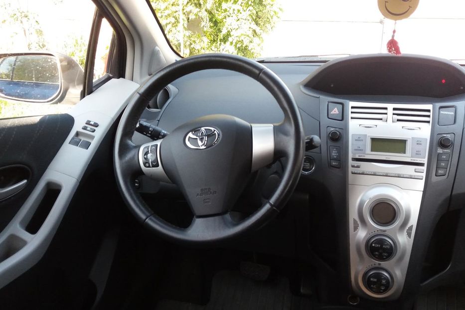 Продам Toyota Yaris 2007 года в Виннице