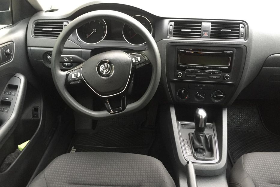 Продам Volkswagen Jetta 2015 года в Харькове