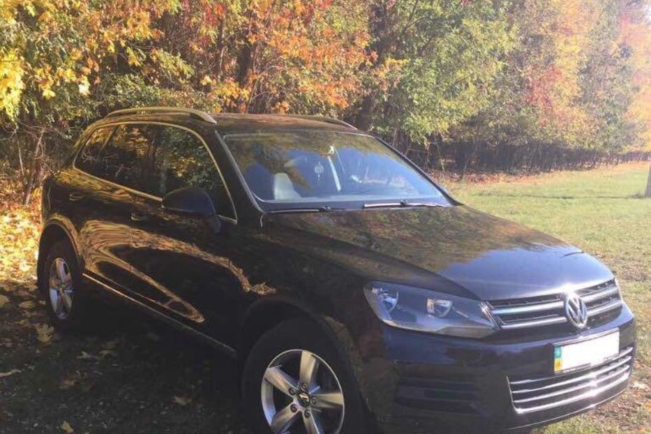 Продам Volkswagen Touareg 2012 года в Харькове