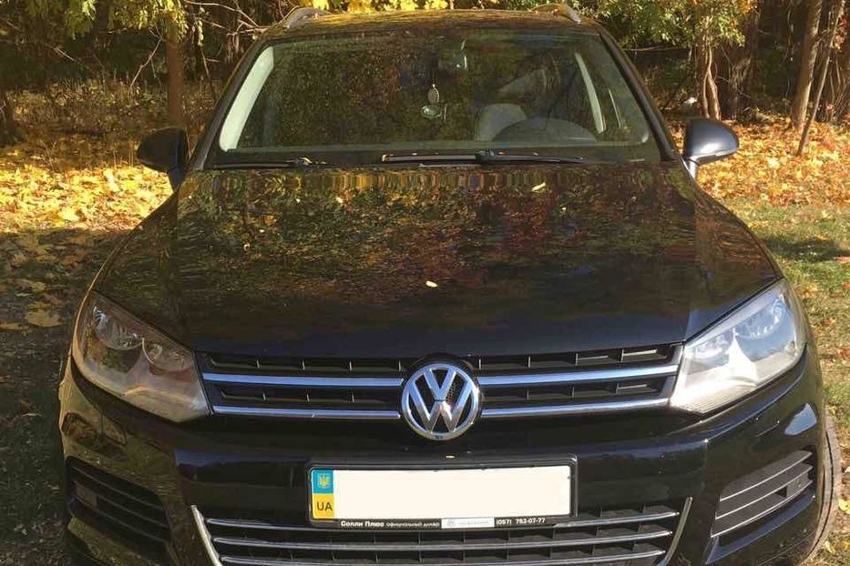 Продам Volkswagen Touareg 2012 года в Харькове