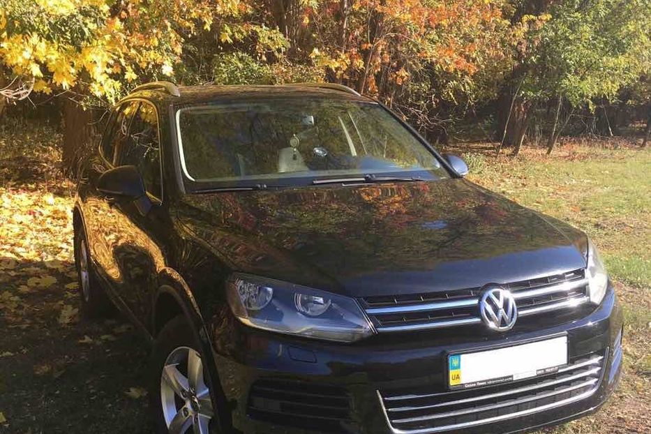 Продам Volkswagen Touareg 2012 года в Харькове