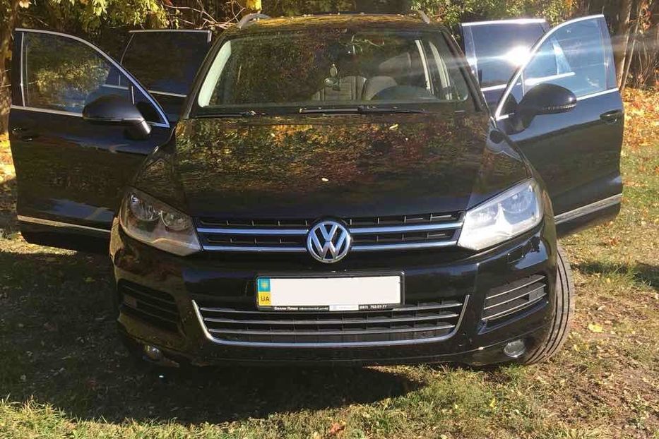 Продам Volkswagen Touareg 2012 года в Харькове