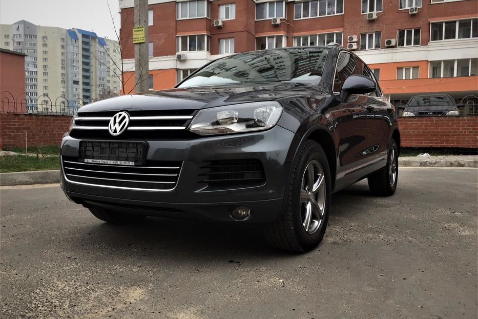 Продам Volkswagen Touareg life 2012 года в Харькове