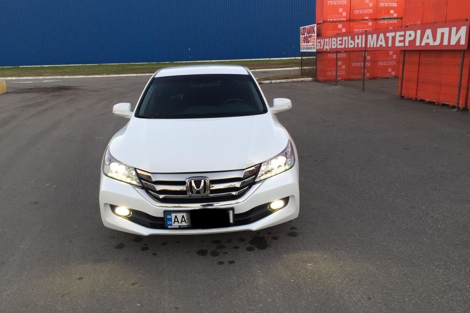 Продам Honda Accord Official 2015 года в Киеве