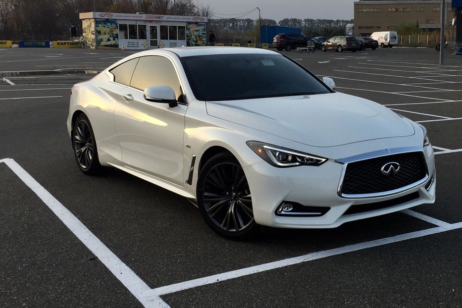 Продам Infiniti Q60 2017 года в Киеве