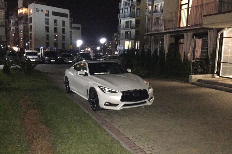 Продам Infiniti Q60 2017 года в Киеве