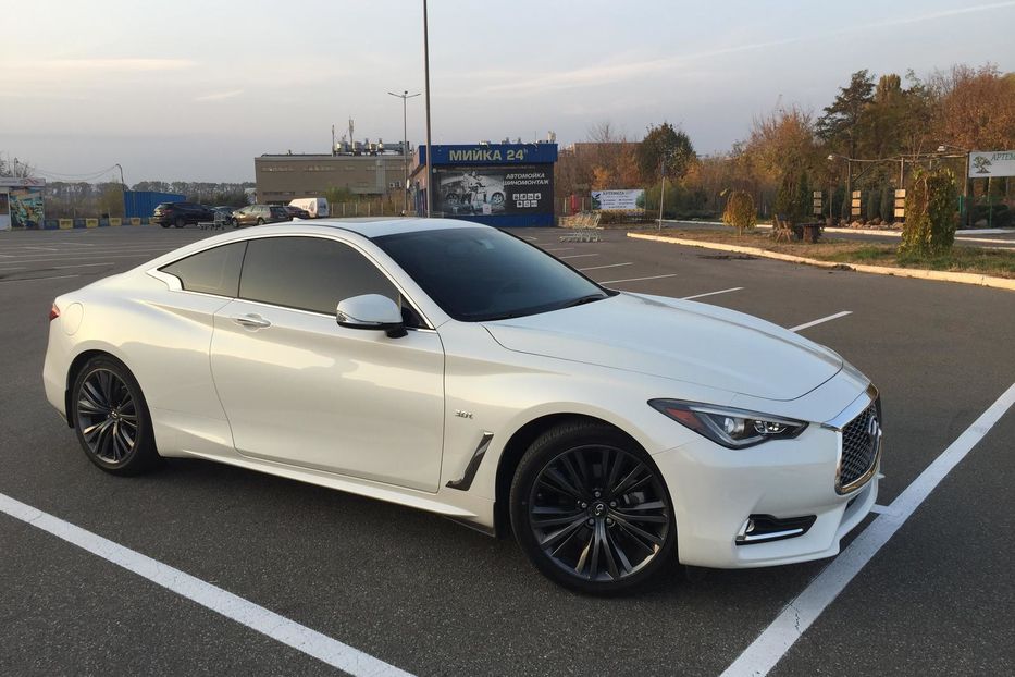 Продам Infiniti Q60 2017 года в Киеве