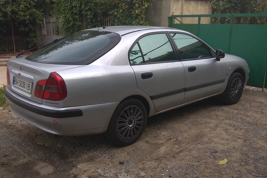 Продам Mitsubishi Carisma 2000 года в Одессе