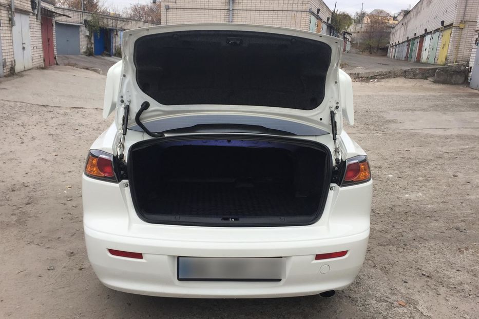 Продам Mitsubishi Lancer X 2009 года в Днепре