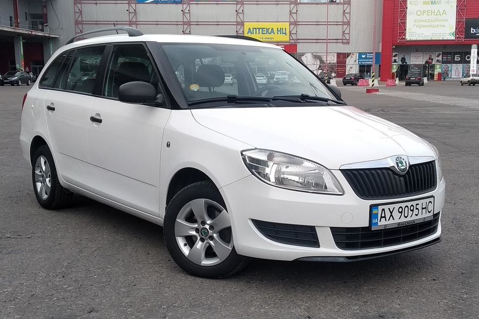 Продам Skoda Fabia 2012 года в Харькове