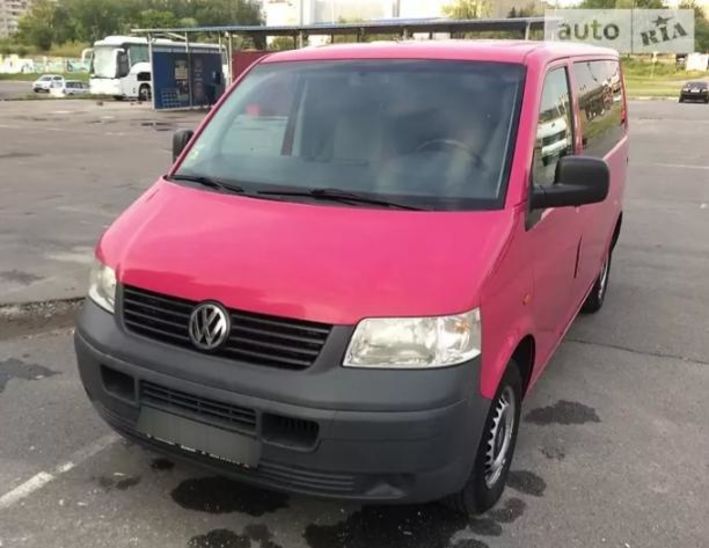 Продам Volkswagen T5 (Transporter) пасс. 2005 года в Львове