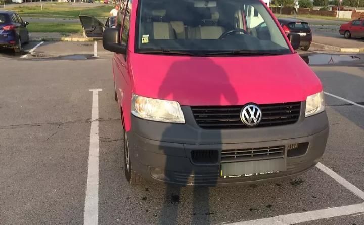 Продам Volkswagen T5 (Transporter) пасс. 2005 года в Львове