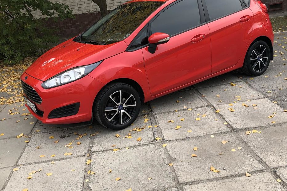 Продам Ford Fiesta ecoboost.1.0 2013 года в г. Каменское, Днепропетровская область