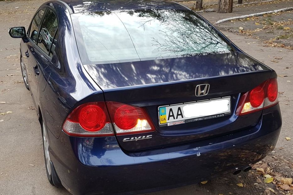 Продам Honda Civic 4D 2008 года в Киеве