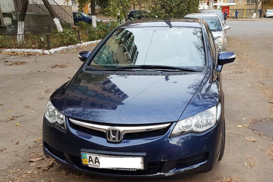 Продам Honda Civic 4D 2008 года в Киеве