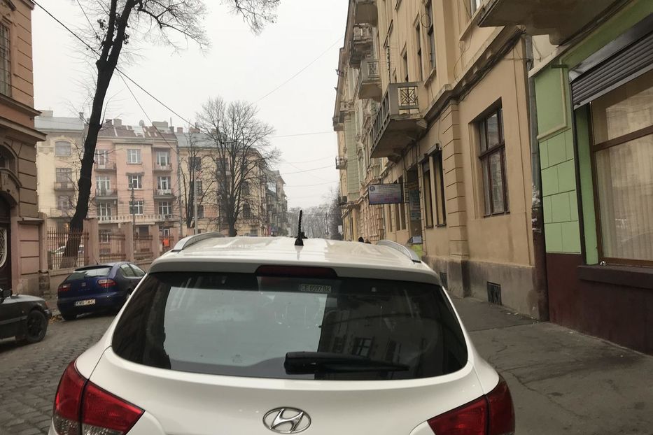 Продам Hyundai IX35 2011 года в Черновцах