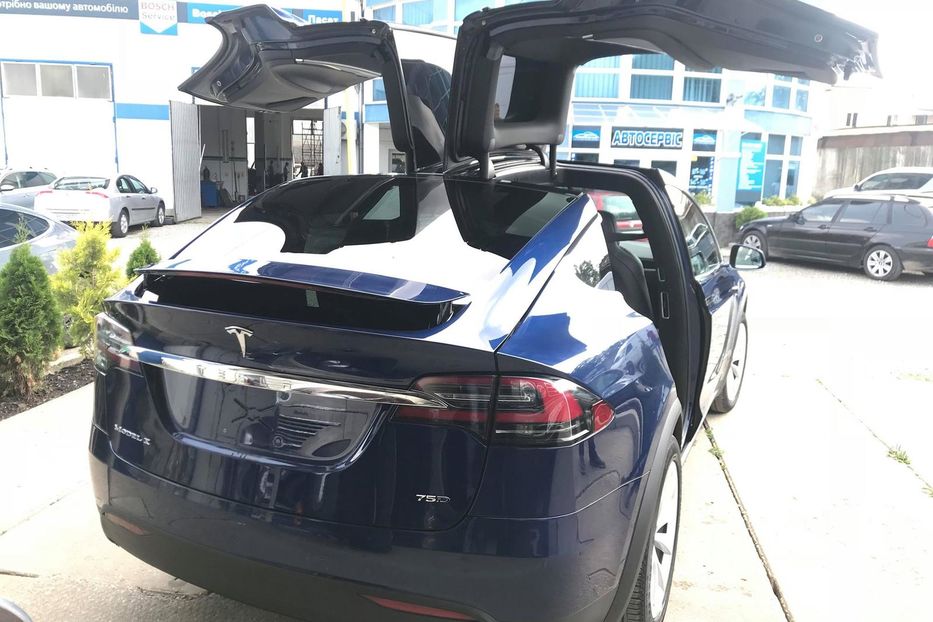 Продам Tesla Model X 2018 года в г. Стрый, Львовская область