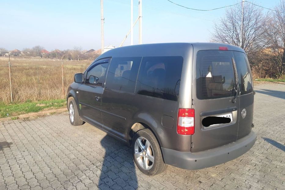 Продам Volkswagen Caddy пасс. 2006 года в г. Мукачево, Закарпатская область