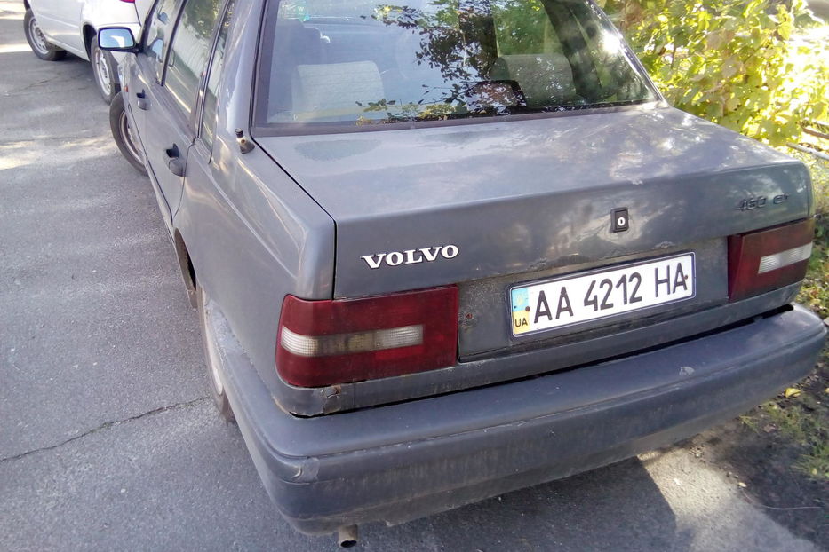 Продам Volvo 460 1994 года в Киеве