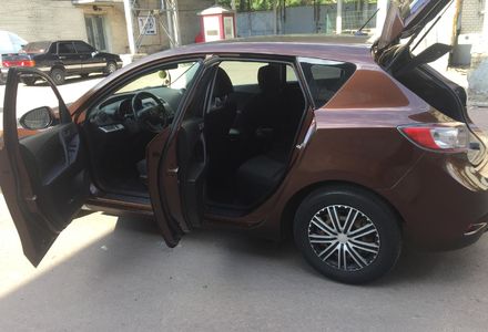 Продам Mazda 3 2011 года в Киеве