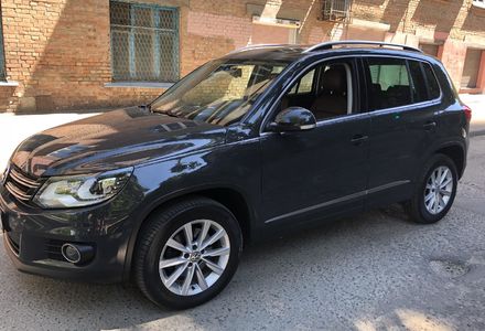 Продам Volkswagen Tiguan 2014 года в Киеве