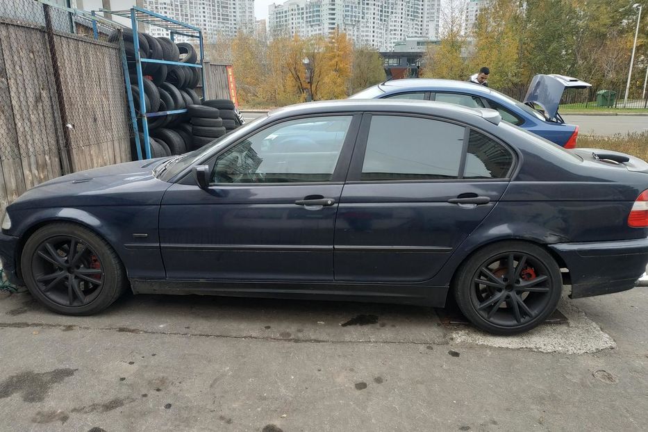 Продам BMW 330 Е46 1999 года в Киеве