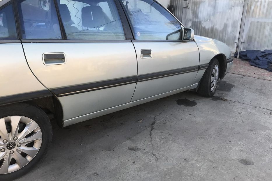 Продам Opel Omega 1987 года в Киеве