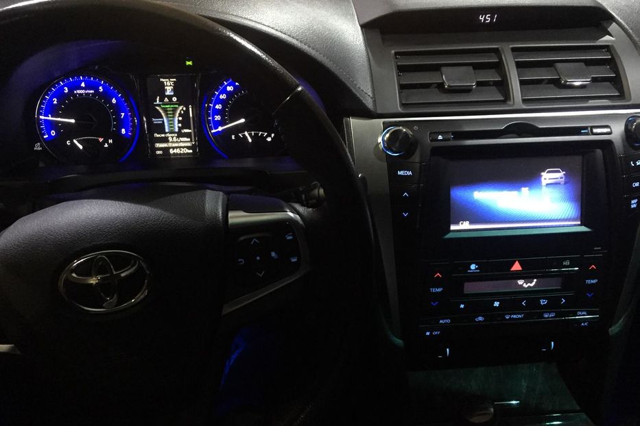 Продам Toyota Camry e55 2015 года в Днепре