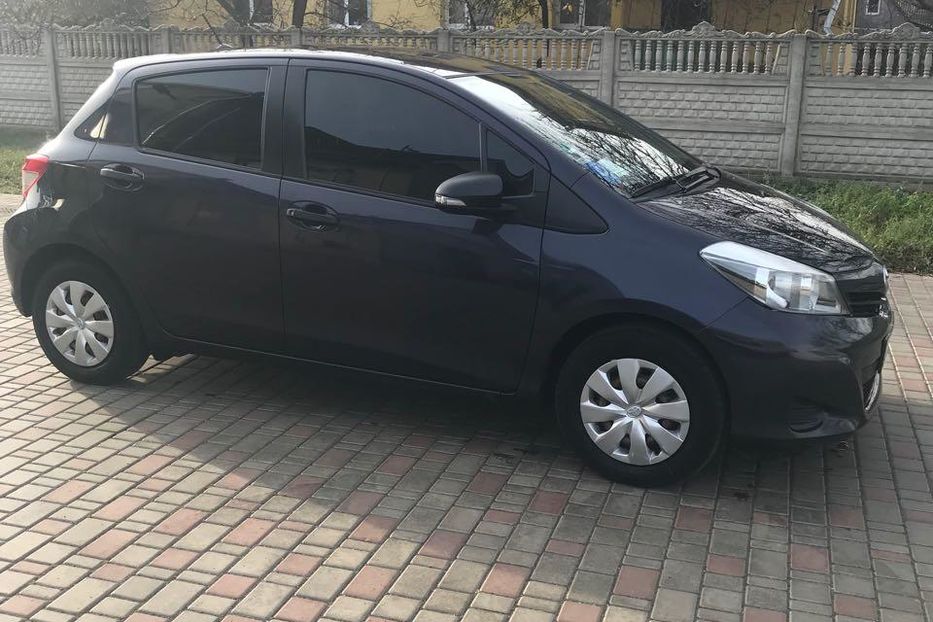 Продам Toyota Yaris 2012 года в Ровно