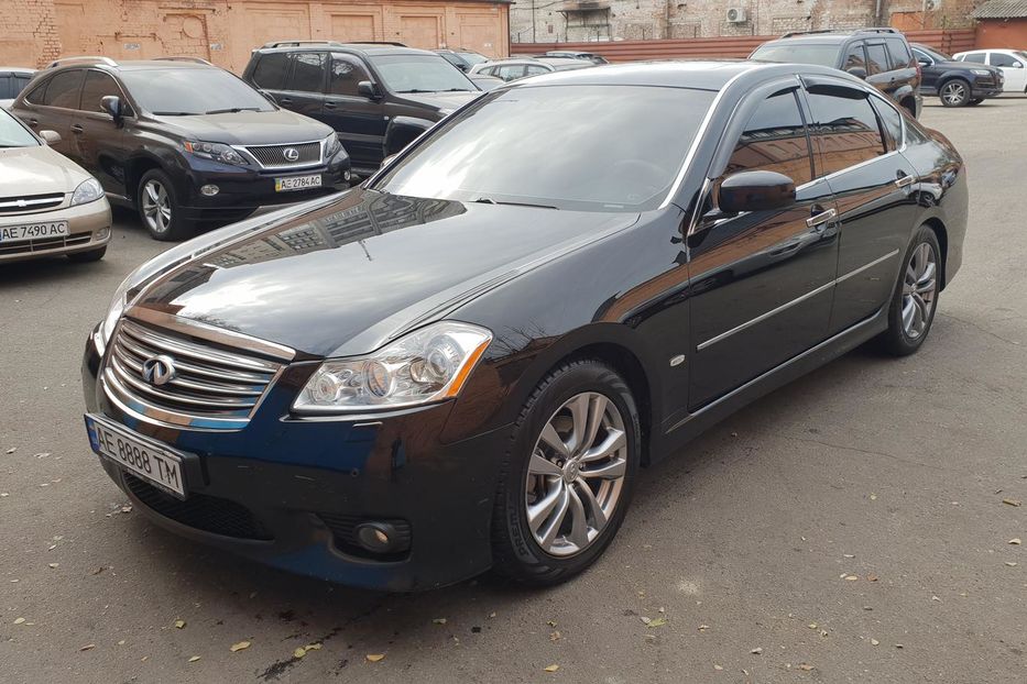 Продам Infiniti M35 X 2008 года в Днепре