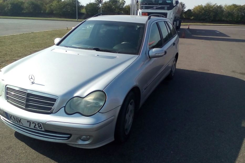 Продам Mercedes-Benz C-Class 2003 года в г. Кривой Рог, Днепропетровская область