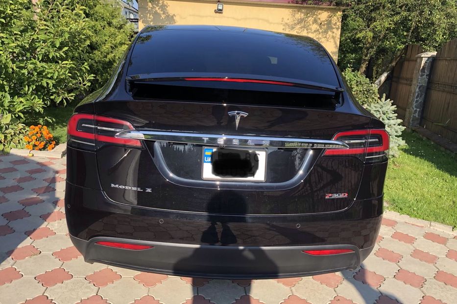 Продам Tesla Model X P90D L 2016 года в Львове