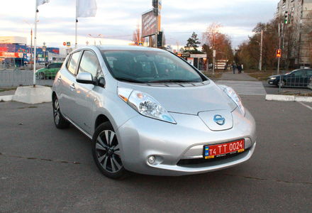 Продам Nissan Leaf SV 30 kWt 2016 года в Харькове