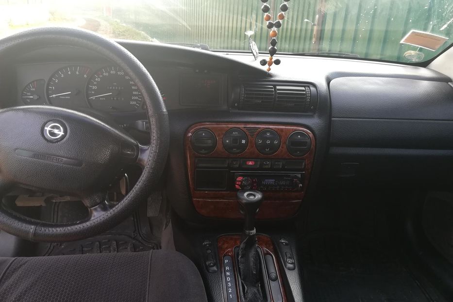 Продам Opel Omega В 1998 года в Виннице