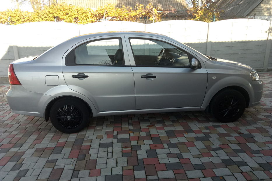 Продам Chevrolet Aveo 1.5 LT 2008 года в Запорожье