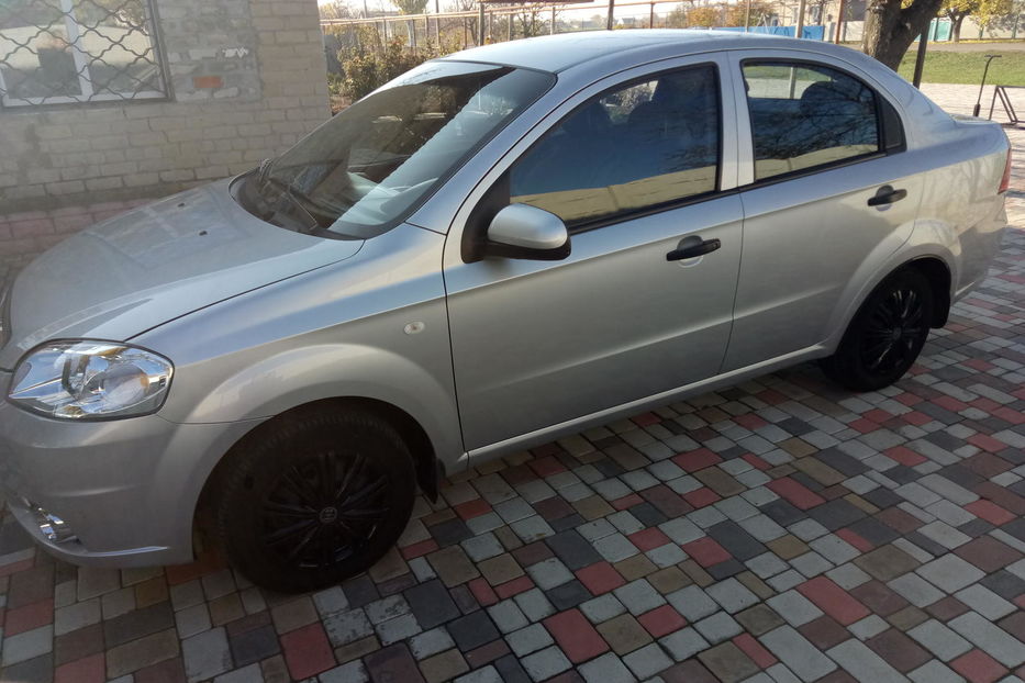 Продам Chevrolet Aveo 1.5 LT 2008 года в Запорожье