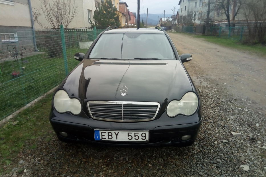 Продам Mercedes-Benz C-Class 2004 года в г. Борислав, Львовская область