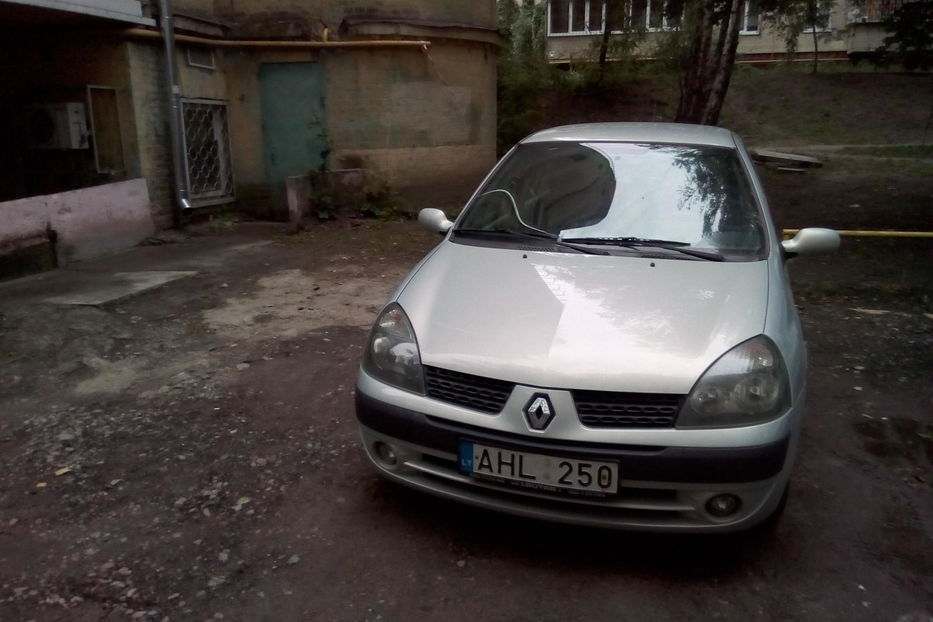 Продам Renault Clio Полная 2002 года в Киеве