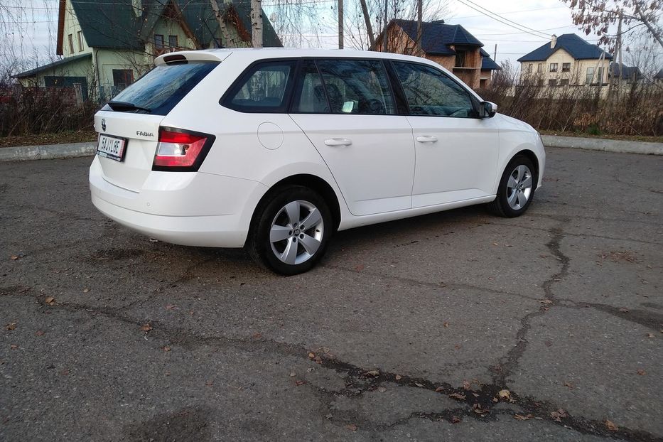 Продам Skoda Fabia 1.4TDI 2015 года в Львове